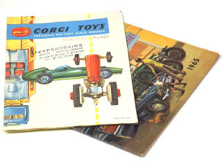 Lot 400 - CORGI TOYS (GB) (2)