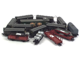 Lot 155 - MÄRKLIN 'HO' (ALLEMAGNE) (16)