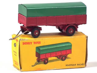 Lot 581 - DINKY TOYS (FRANCE) (1)