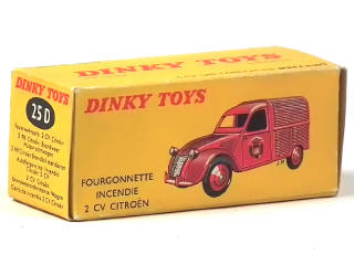 Lot 494 - DINKY TOYS (FRANCE) (1)