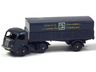 Lot 624 - DINKY TOYS (FRANCE) (1)