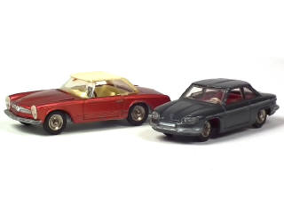 Lot 650 - DINKY TOYS (FRANCE) (2)