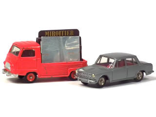 Lot 654 - DINKY TOYS (FRANCE) (2)