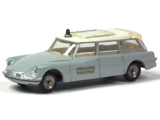 Lot 618 - DINKY TOYS (FRANCE) (1)