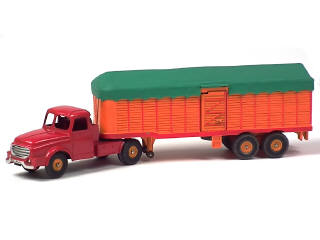 Lot 628 - DINKY TOYS (FRANCE) (1)