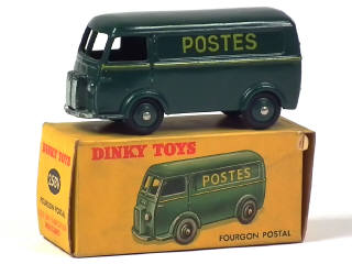 Lot 561 - DINKY TOYS (FRANCE) (1)