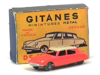 Lot 326 - GITANES (FRANCE) (1)