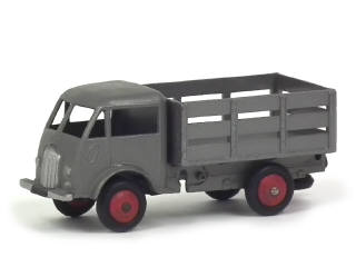 Lot 572 - DINKY TOYS (FRANCE) (1)