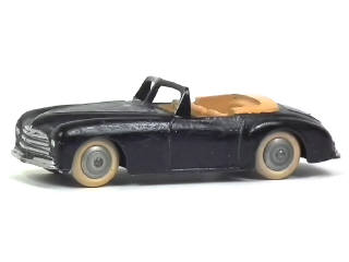 Lot 563 - DINKY TOYS (FRANCE) (1)