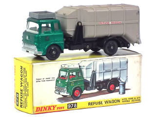 Lot 132 - DINKY TOYS (GB) (1)