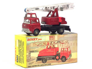 Lot 131 - DINKY TOYS (GB) (1)