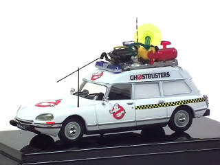 Lot 424 - DIVERS (1)