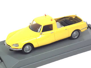 Lot 426 - DIVERS (1)