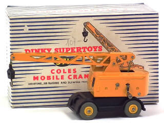 Lot 608 - DINKY TOYS (GB) (1)