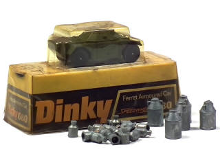 Lot 635 - DINKY TOYS (GB) (26)