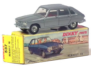 Lot 700 - DINKY TOYS (FRANCE) (1)