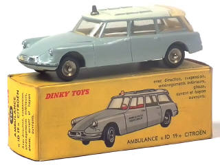 Lot 714 - DINKY TOYS (FRANCE) (1)