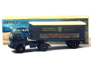 Lot 720 - DINKY TOYS (FRANCE) (1)