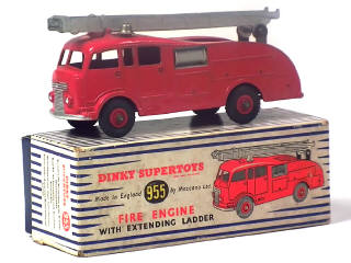 Lot 601 - DINKY TOYS (GB) (1)