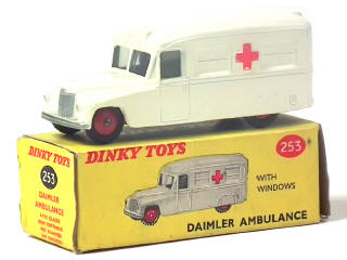 Lot 523 - DINKY TOYS (GB) (1)