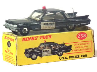 Lot 526 - DINKY TOYS (GB) (1)