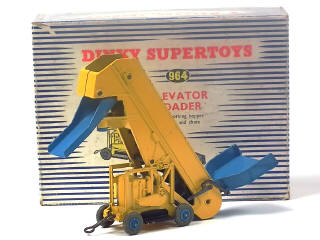 Lot 604 - DINKY TOYS (GB) (1)