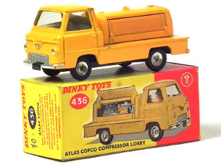 Lot 567 - DINKY TOYS (GB) (1)