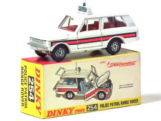 Lot 524 - DINKY TOYS (GB) (1)