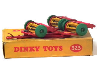 Lot 550 - DINKY TOYS (GB) (1)
