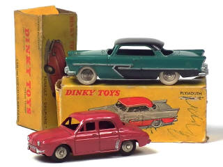 Lot 790 - DINKY TOYS (FRANCE) (2)