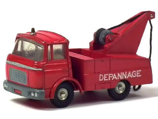 Lot 788 - DINKY TOYS (FRANCE) (1)