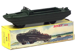 Lot 731 - DINKY TOYS (FRANCE) (1)