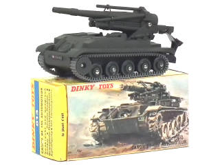 Lot 698 - DINKY TOYS (FRANCE) (1)