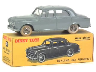 Lot 672 - DINKY TOYS (FRANCE) (1)