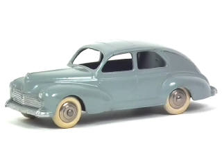 Lot 634 - DINKY TOYS (FRANCE) (1)