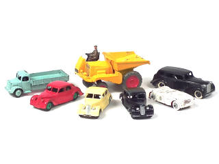 Lot 513 - DINKY TOYS (GB) (7)