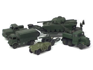 Lot 500 - DINKY TOYS (GB) (6)