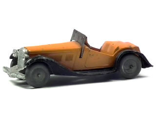 Lot 721 - DINKY TOYS (FRANCE) (1)