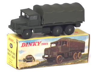 Lot 724 - DINKY TOYS (FRANCE) (1)