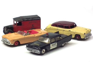 Lot 610 - DINKY TOYS (GB) (4)