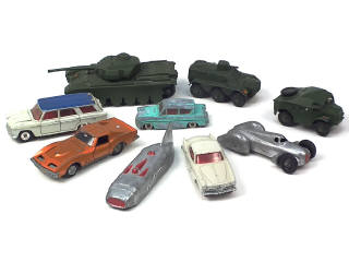 Lot 641 - DINKY TOYS (GB) (9)