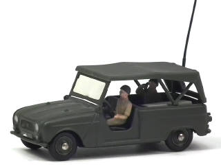 Lot 679 - DINKY TOYS (FRANCE) (1)