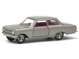 Lot 691 - DINKY TOYS (FRANCE) (1)