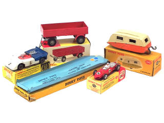 Lot 627 - DINKY TOYS (GB) (5)