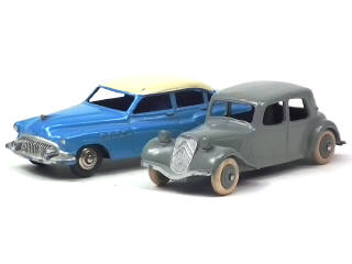 Lot 737 - DINKY TOYS (FRANCE) (2)
