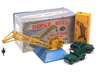 Lot 616 - DINKY TOYS (GB) (1)