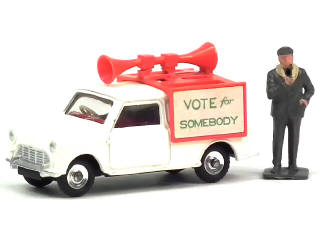 Lot 561 - DINKY TOYS (GB) (1)