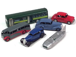Lot 636 - DINKY TOYS (GB) (6)