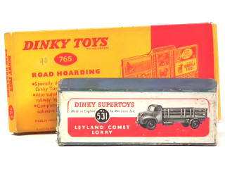 Lot 600 - DINKY TOYS (GB) (2)