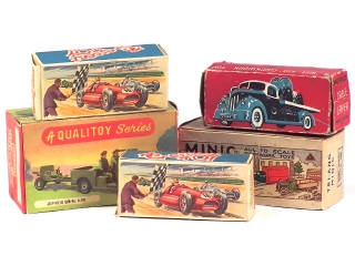 Lot 494 - DIVERS (GB) (5)